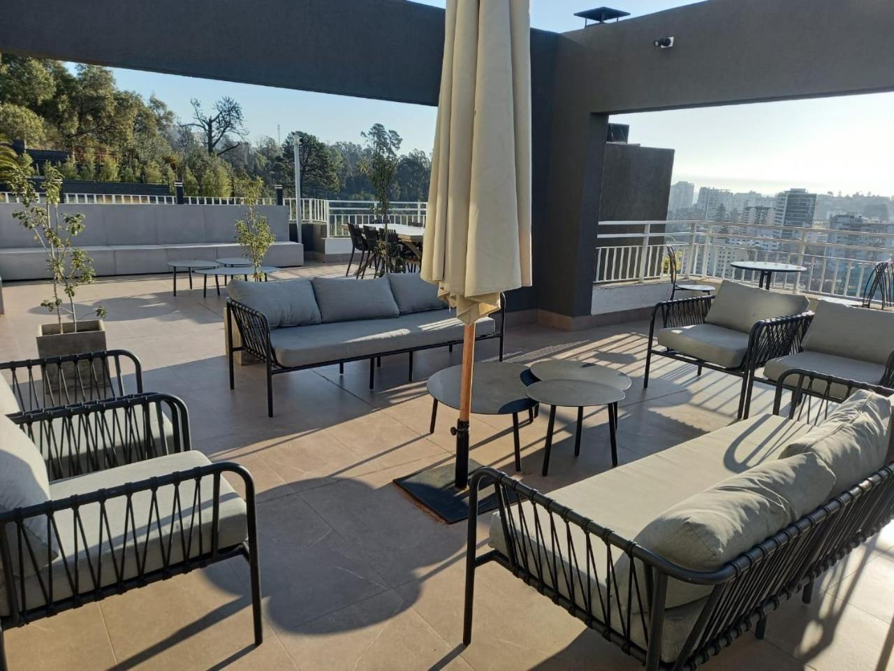 Apartamento Hermoso Y Moderno Departamento, Nuevo, A Pasos De La Quinta Vergara, Cercano A Mejores Atractivos De Vina Del Mar, Con Maravillosa Vista *