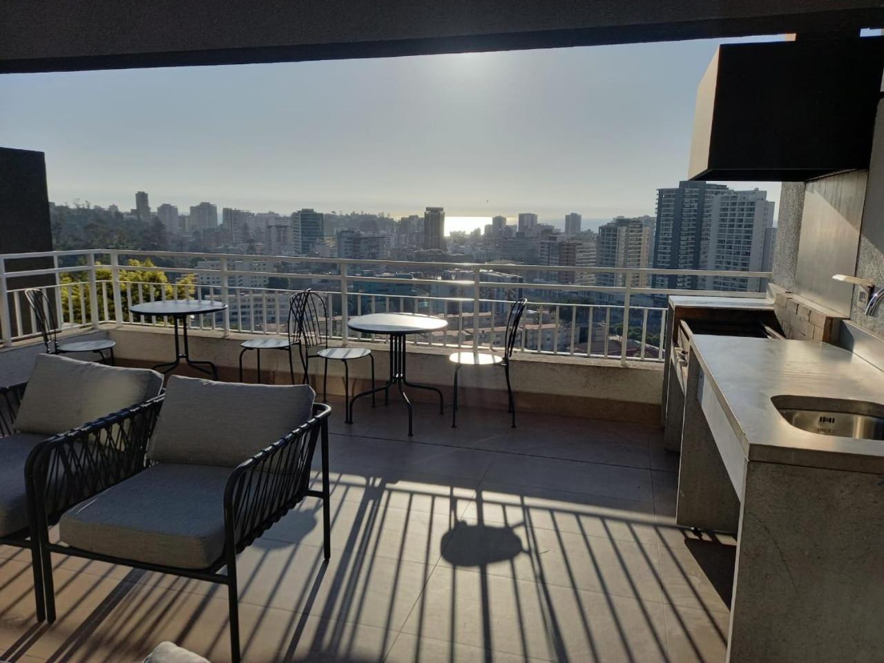 Apartamento Hermoso Y Moderno Departamento, Nuevo, A Pasos De La Quinta Vergara, Cercano A Mejores Atractivos De Vina Del Mar, Con Maravillosa Vista Vina del Mar