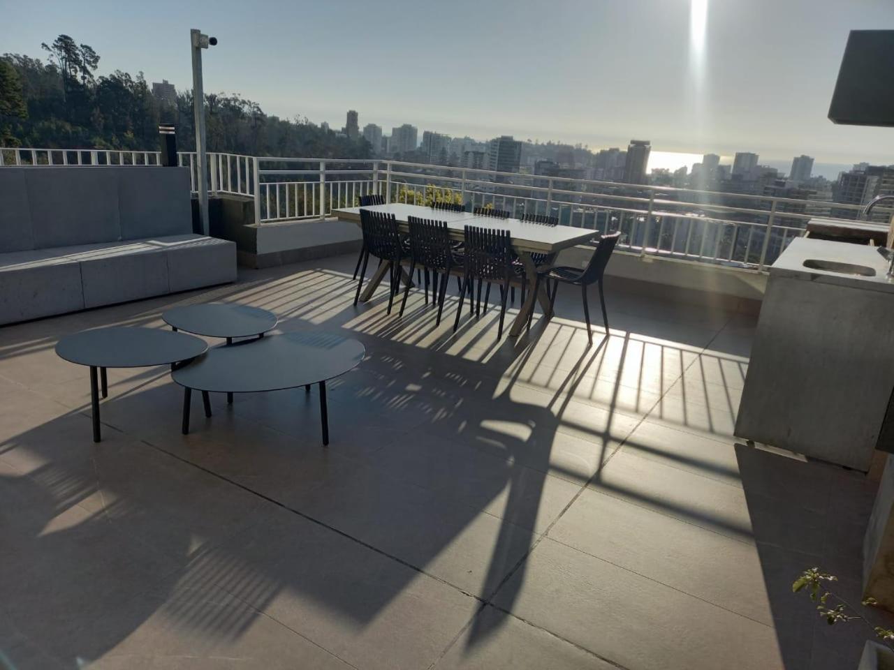 Hermoso Y Moderno Departamento, Nuevo, A Pasos De La Quinta Vergara, Cercano A Mejores Atractivos De Vina Del Mar, Con Maravillosa Vista *