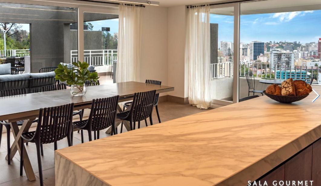 Hermoso Y Moderno Departamento, Nuevo, A Pasos De La Quinta Vergara, Cercano A Mejores Atractivos De Vina Del Mar, Con Maravillosa Vista Apartamento